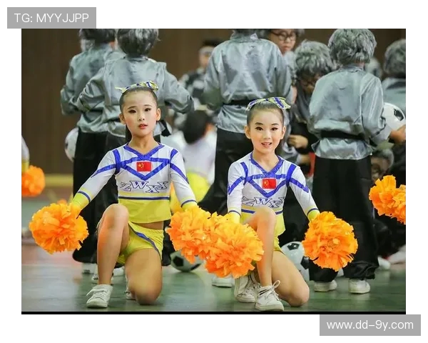 金陵中学精彩足球操大型汇演全面展现青春活力与团队风采多彩魅力